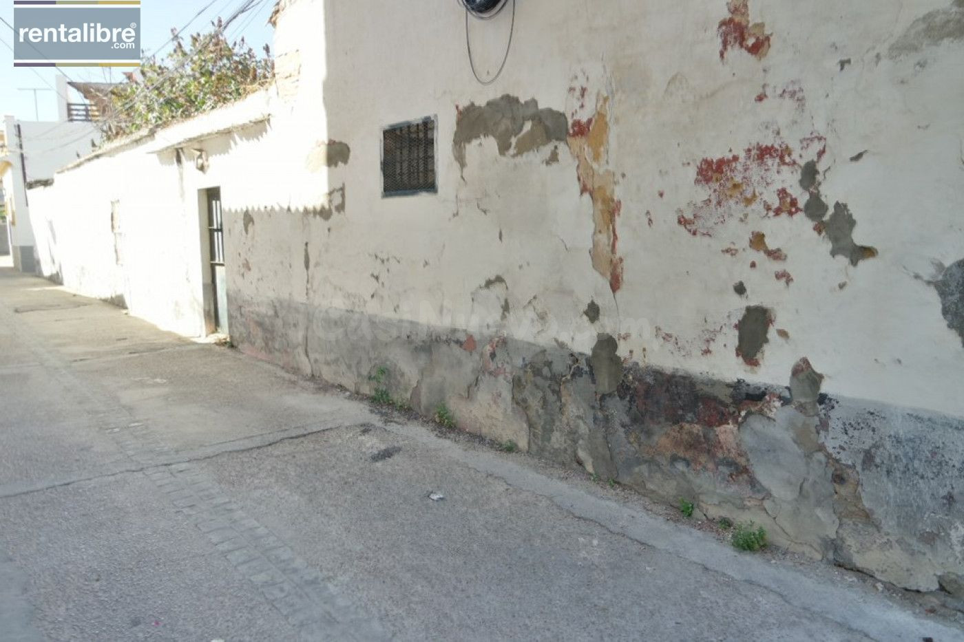 CASA A REFORMAR COMPLETAMENTE EN SANLUCAR DE BARRAMEDA