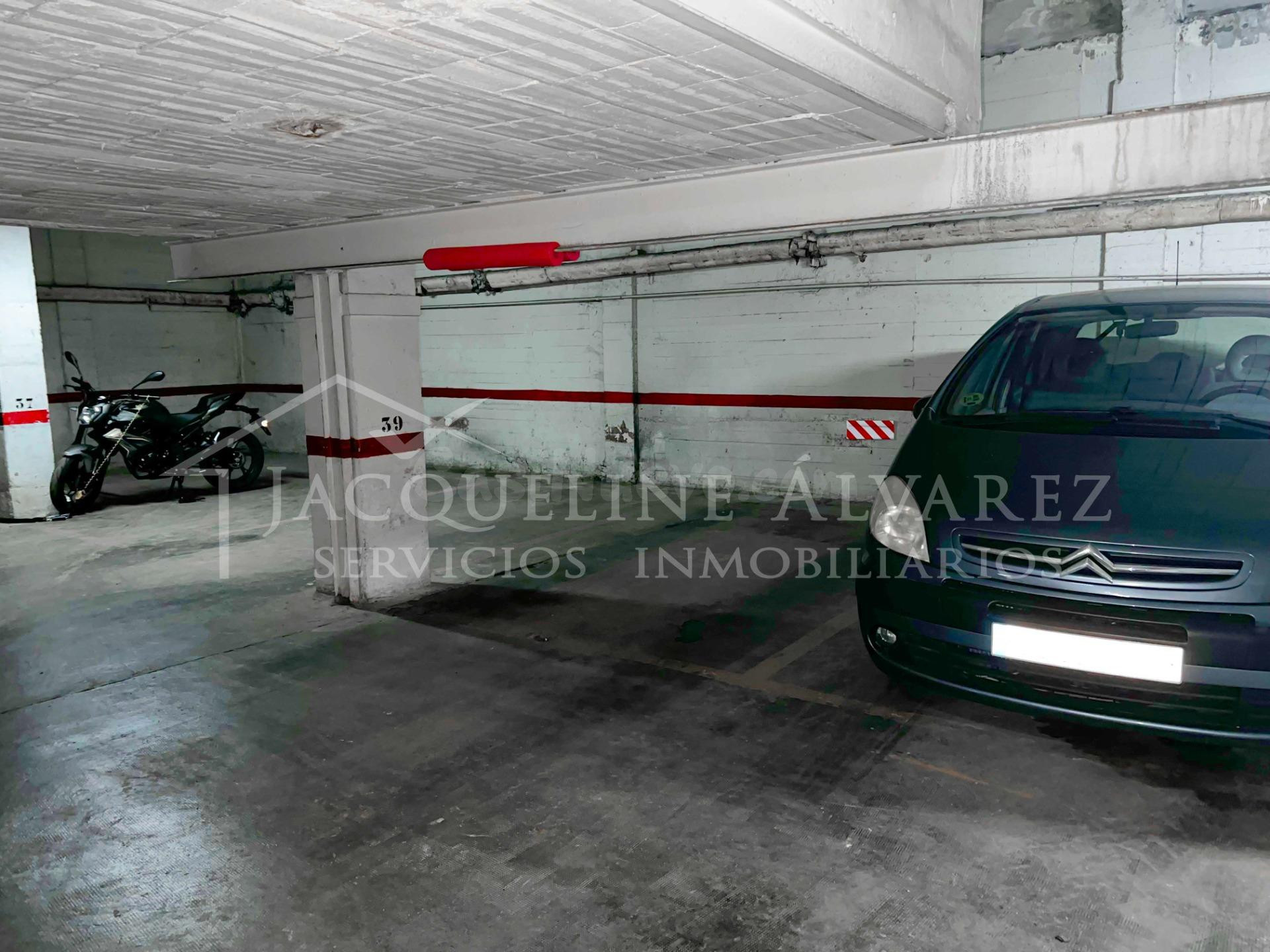 Plaza de garaje en venta - Villajuventus.