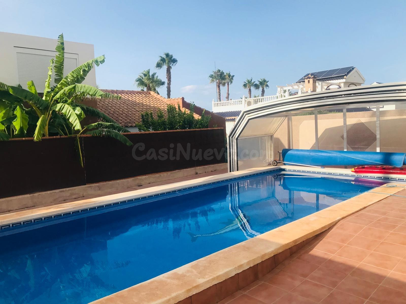 SE VENDE BONITA VILLA EN GRAN ALACANT/ SANTA POLA