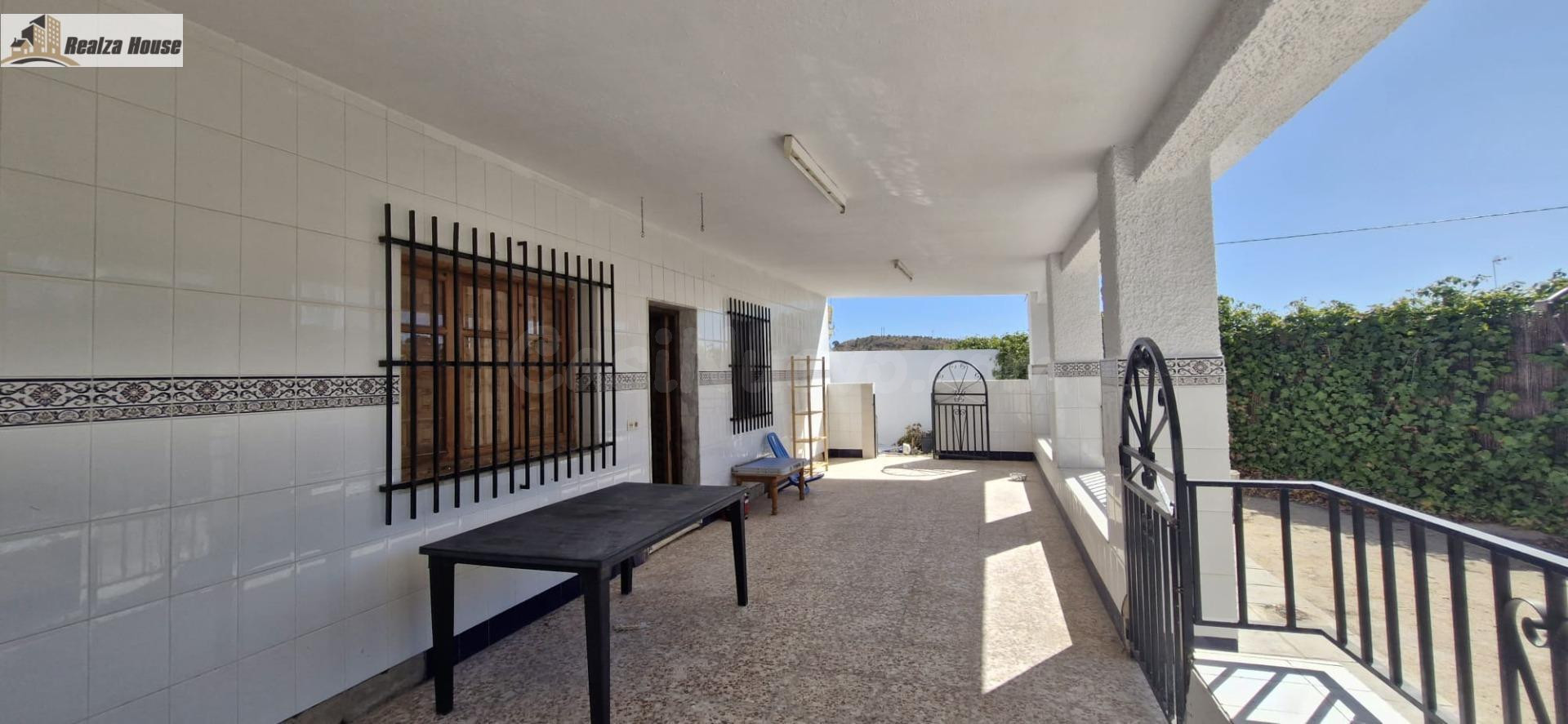 CASA DE CAMPO CON TERRENO EN PARTIDA CARRUS