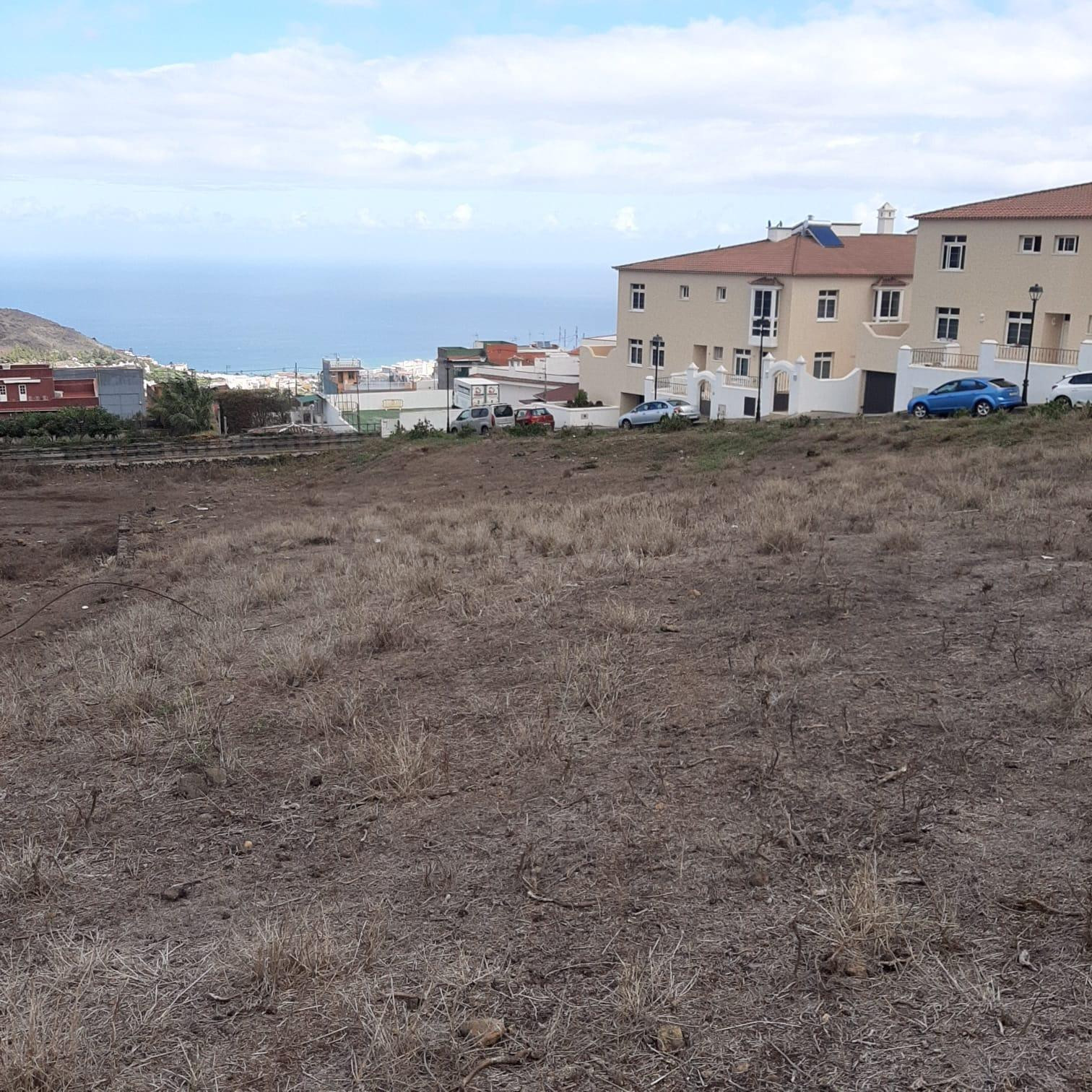 Se vende terreno en La Perdoma, La Orotava