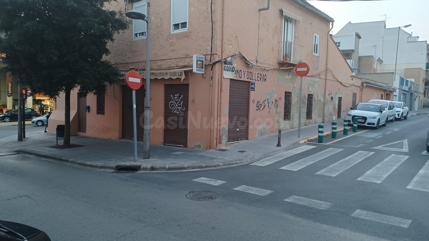 AMPLIO LOCAL EN ZONA TRANSITADA