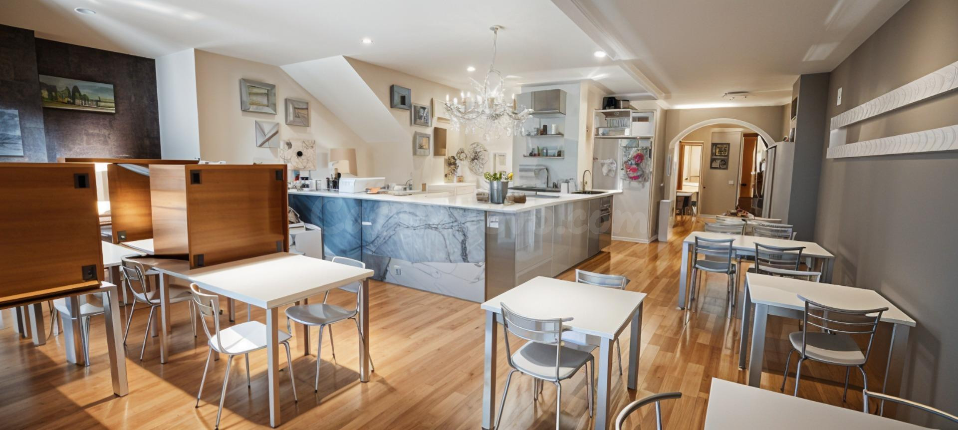 RENTABLE BAR RESTAURANTE EN TRASPASO O VENTA EN ZONA ALFAHUIR, VALENCIA