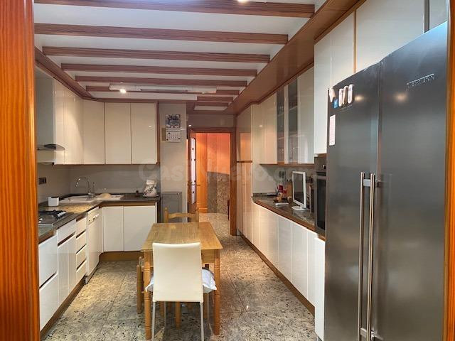 PISO DE 5 habitaciones EN EL CENTRO DE MURCIA - VENTA