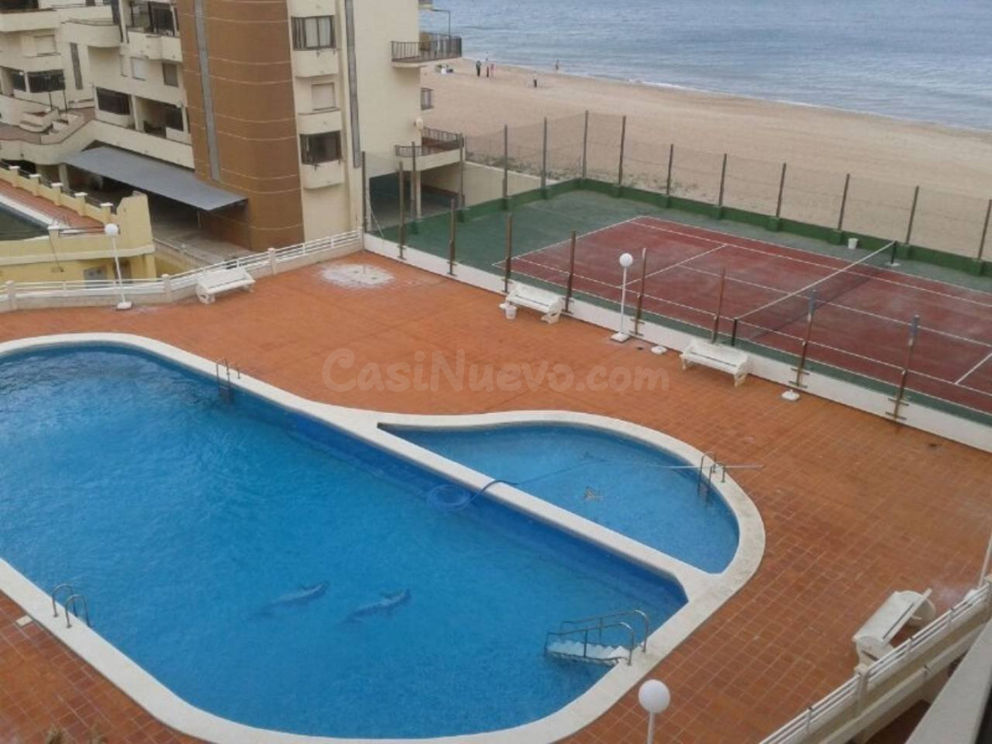 APARTAMENTO 1ª LÍNEA-FRONTAL CON PISCINA