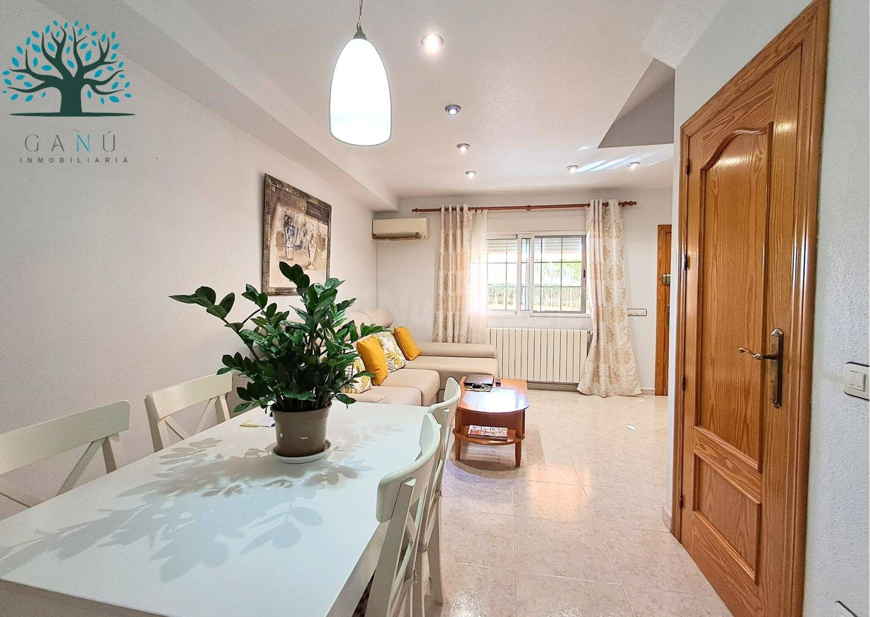 SÚPER TRIPLEX EN PLENO CENTRO DE MAZARRÓN PUEBLO