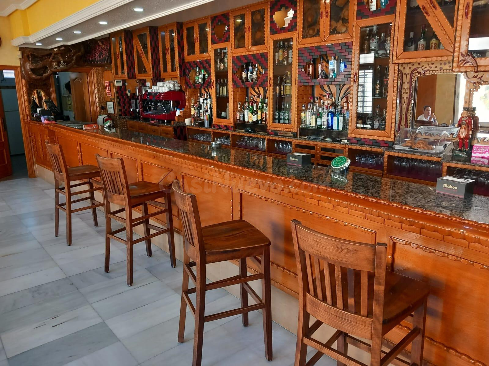 BAR CAFETERÍA EN LA MANGA KM 6,8