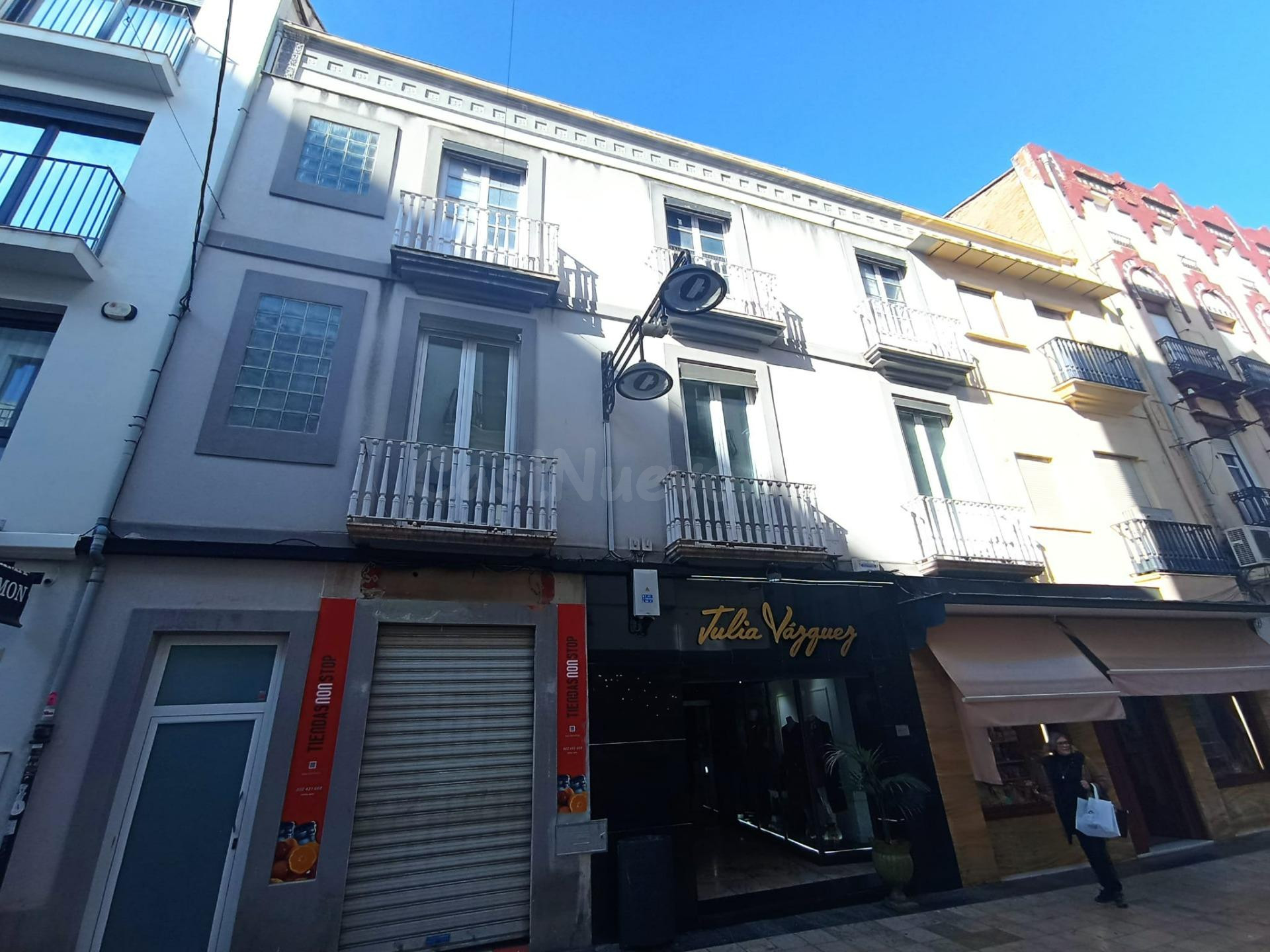 EDIFICIO EN GANDIA (VALENCIA)