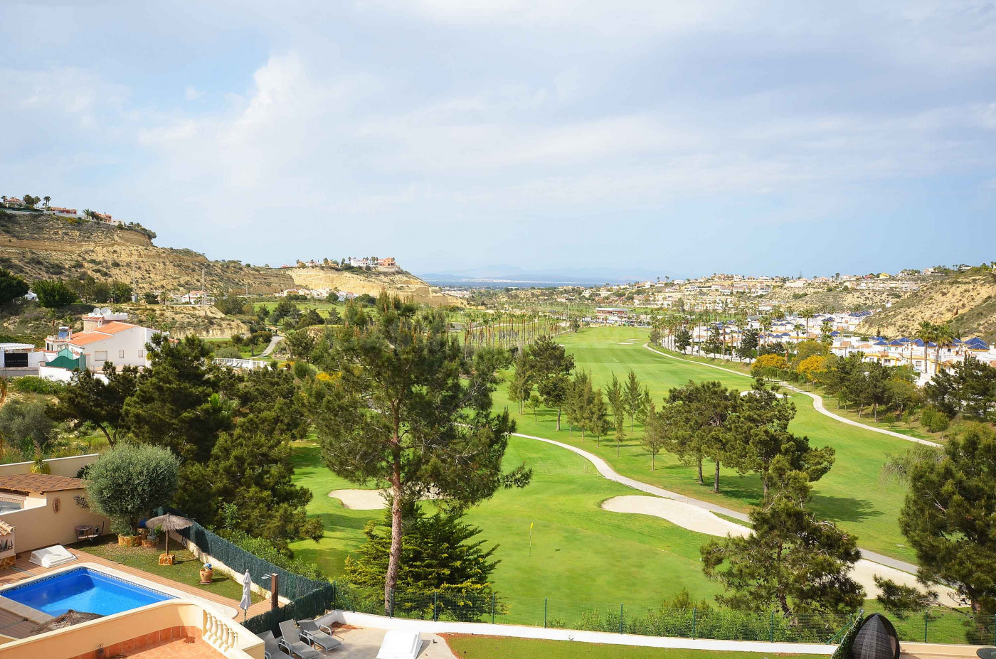 VILLA EN CAMPO DE GOLF