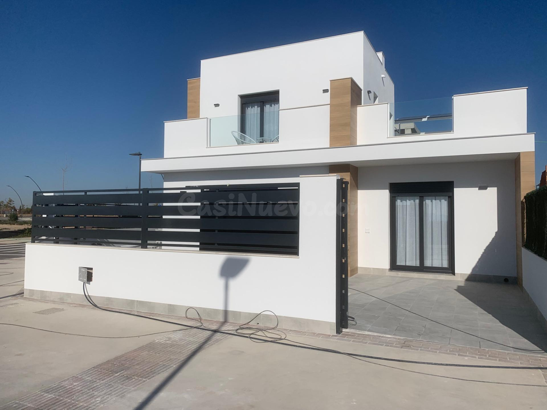 Villa de lujo adosada de una  planta