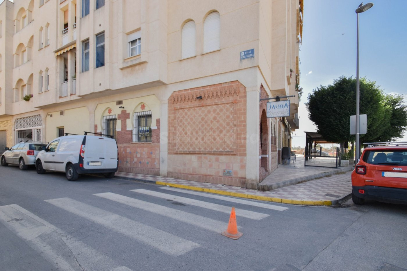 Restaurante totalmente instalado con licencia