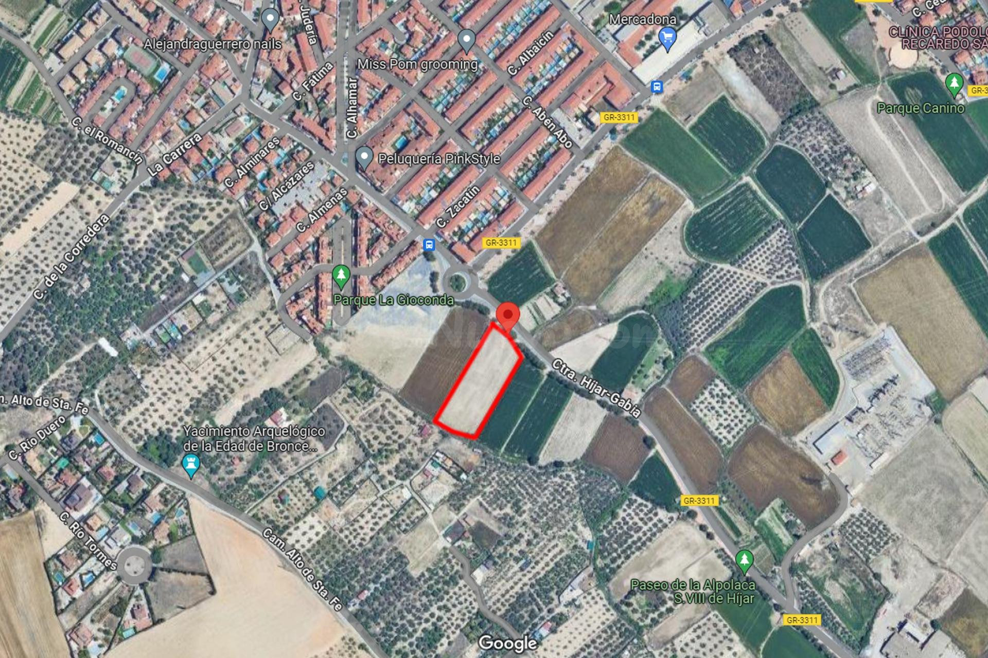 Parcela de 5000 metros junto al mercadona de Hijar