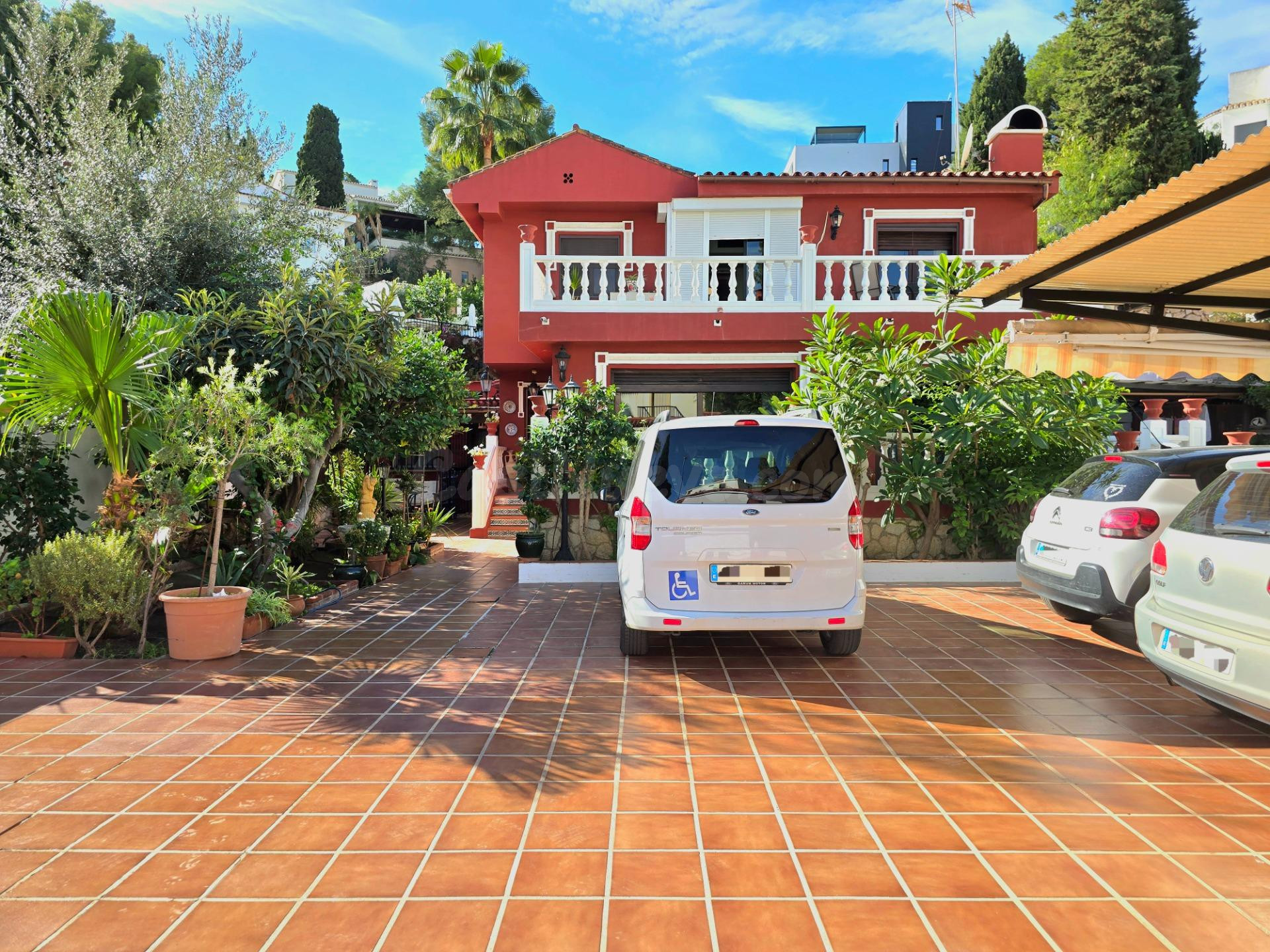 Maravillosa casa en Cerrado Calderón