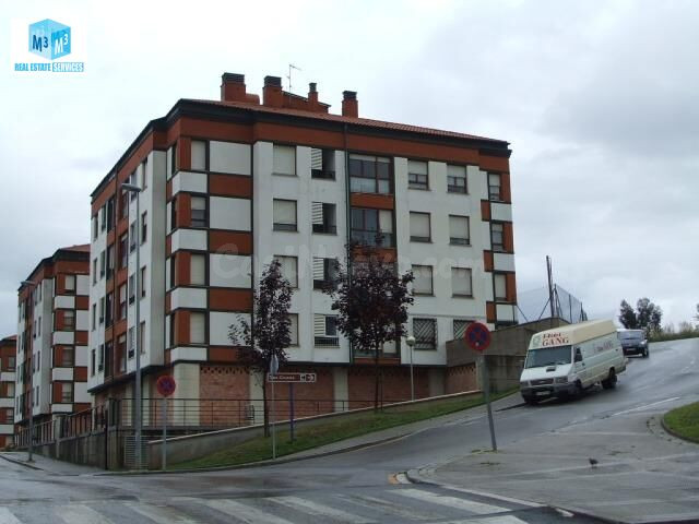 Parcelas de garaje en venta en Astrabudua.