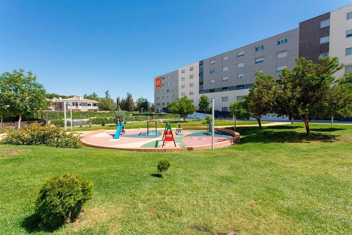 ALHENDIN JUNTO NUEVO COLEGIO DE PRIMARIA