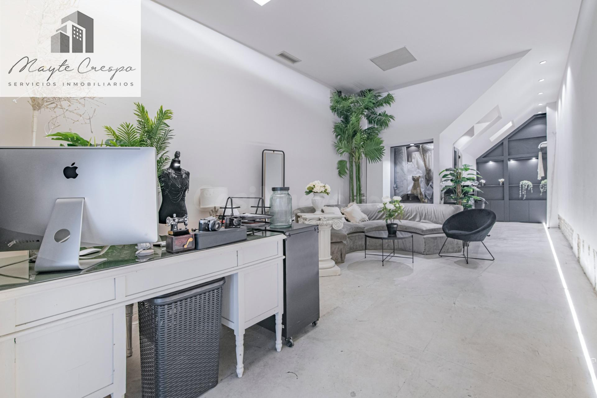 Se vende espectacular espacio comercial reformado en el corazón de Granada