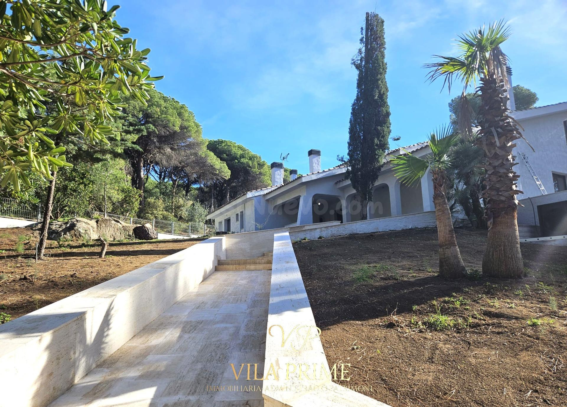 PRECIOSO CHALET LUJO EN EL CENTRO DE CABRERA DE MAR - foto 5