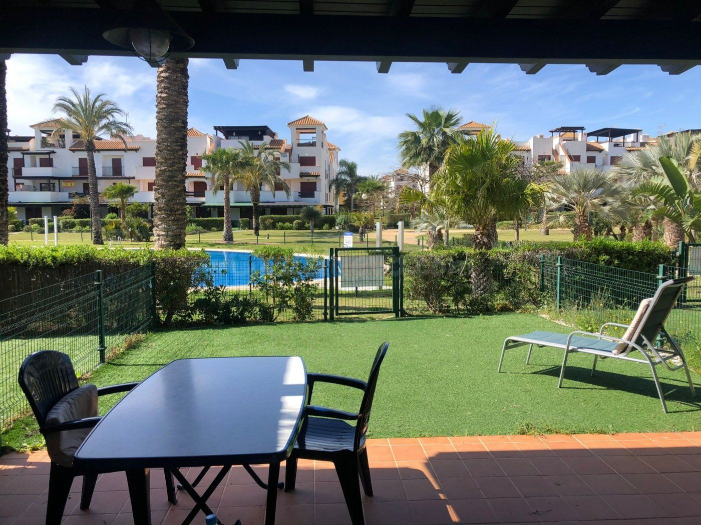 ESTUPENDO APARTAMENTO EN PLANTA BAJA DE DOS DORMITORIOS A 100M DE LA PLAYA