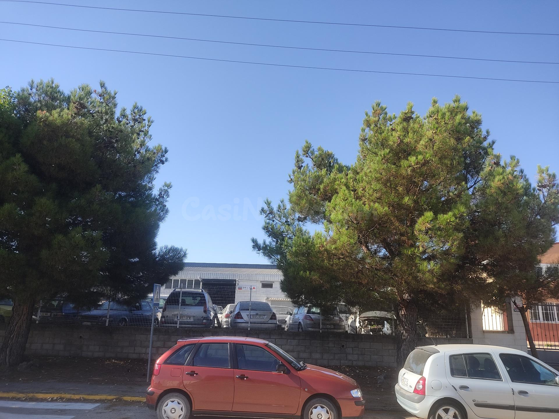 SOLAR EN EL P.I. EL MUGRON