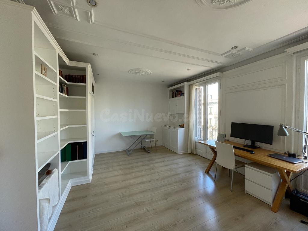 Alquiler piso en Gran de Gracia. - foto 4