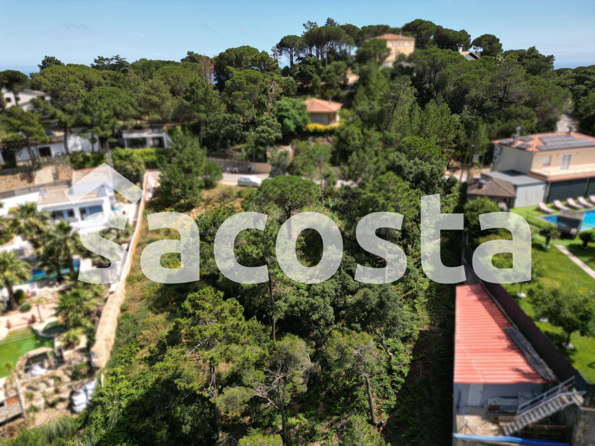 ¡Terreno en Venta en Lloret de Mar! Ideal para Construir tu Casa de Ensueño