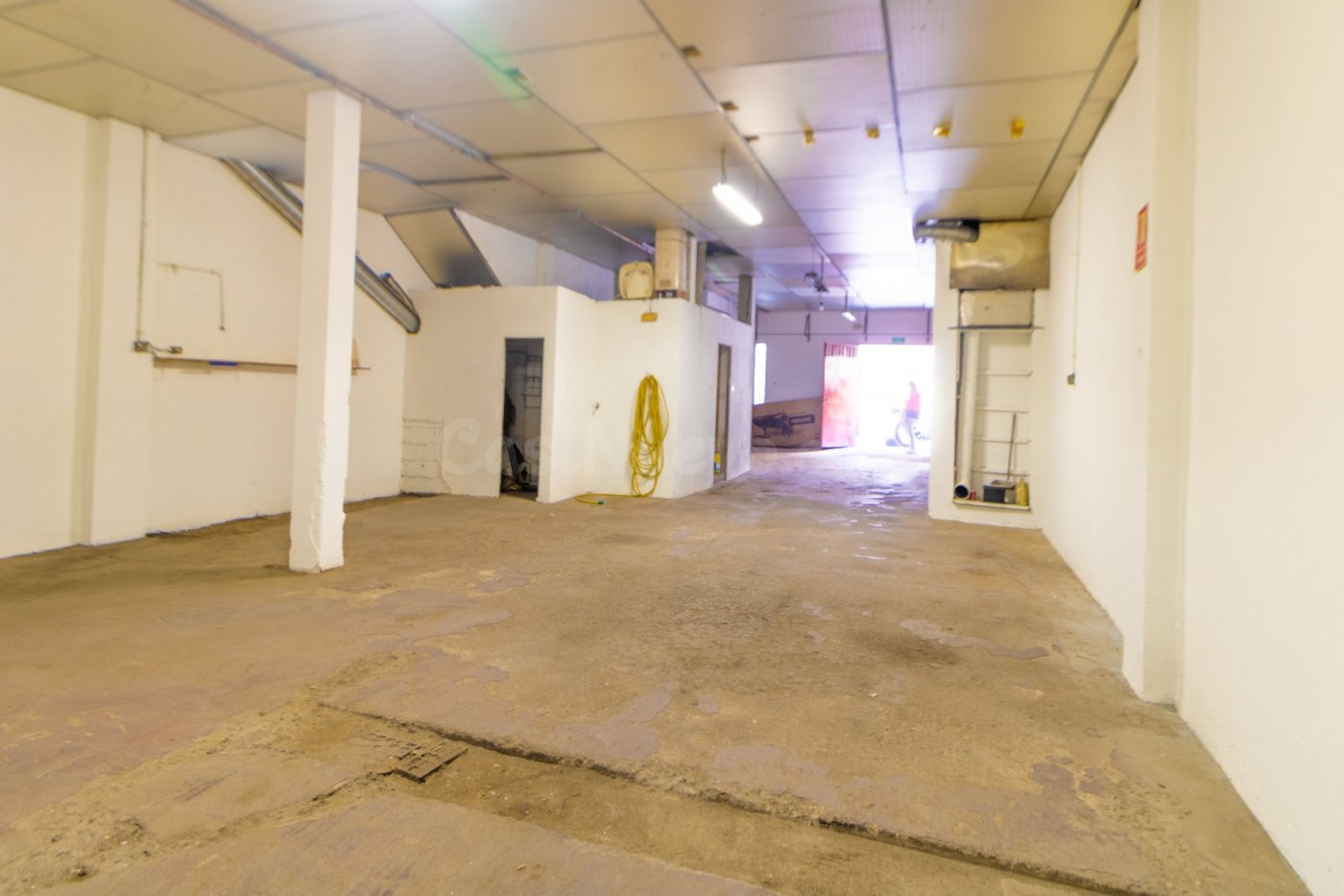 Local comercial en zona céntrica (opción convertir en vivienda/s)