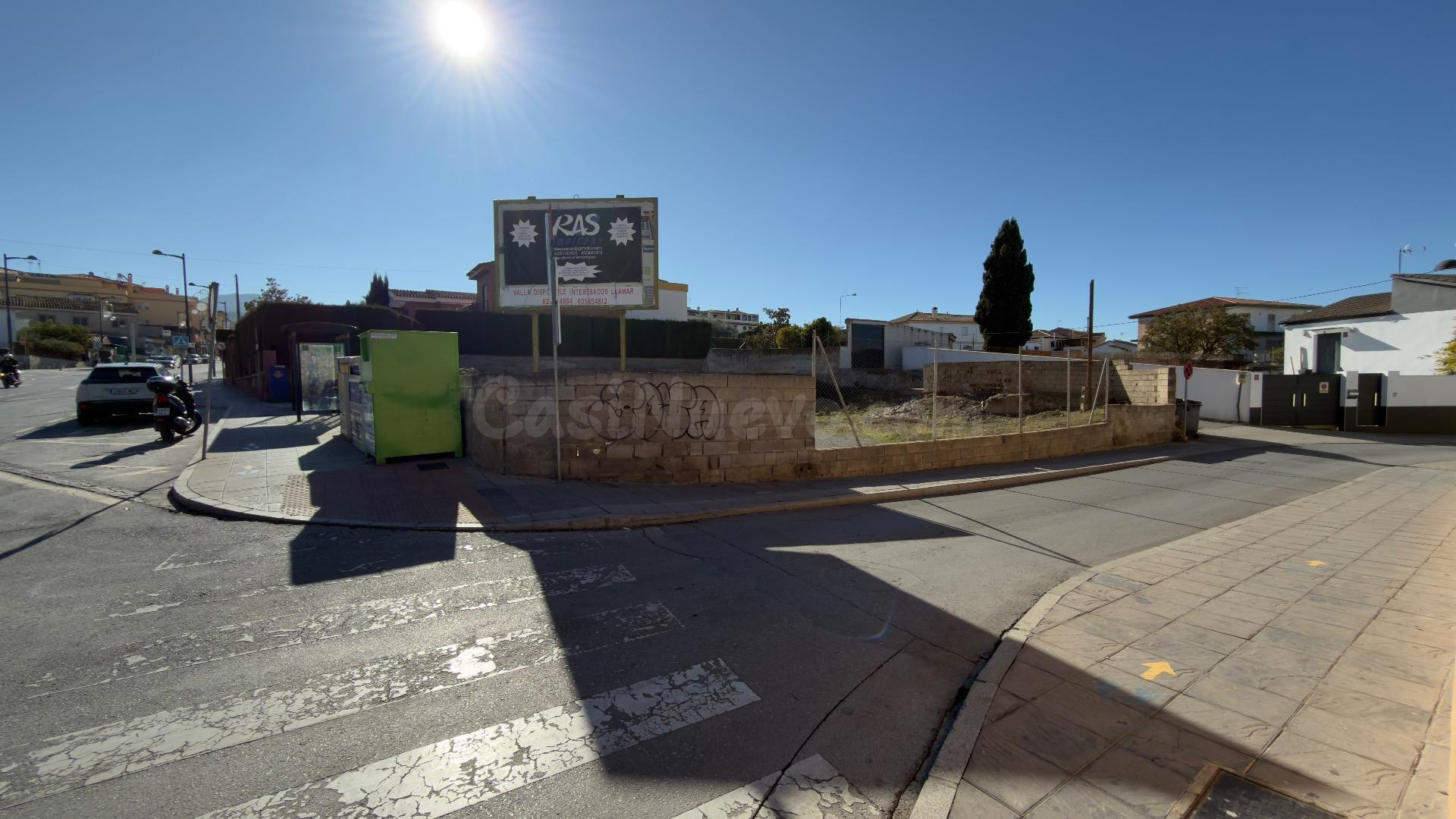 Venta de parcela urbana en el centro de La Zubia