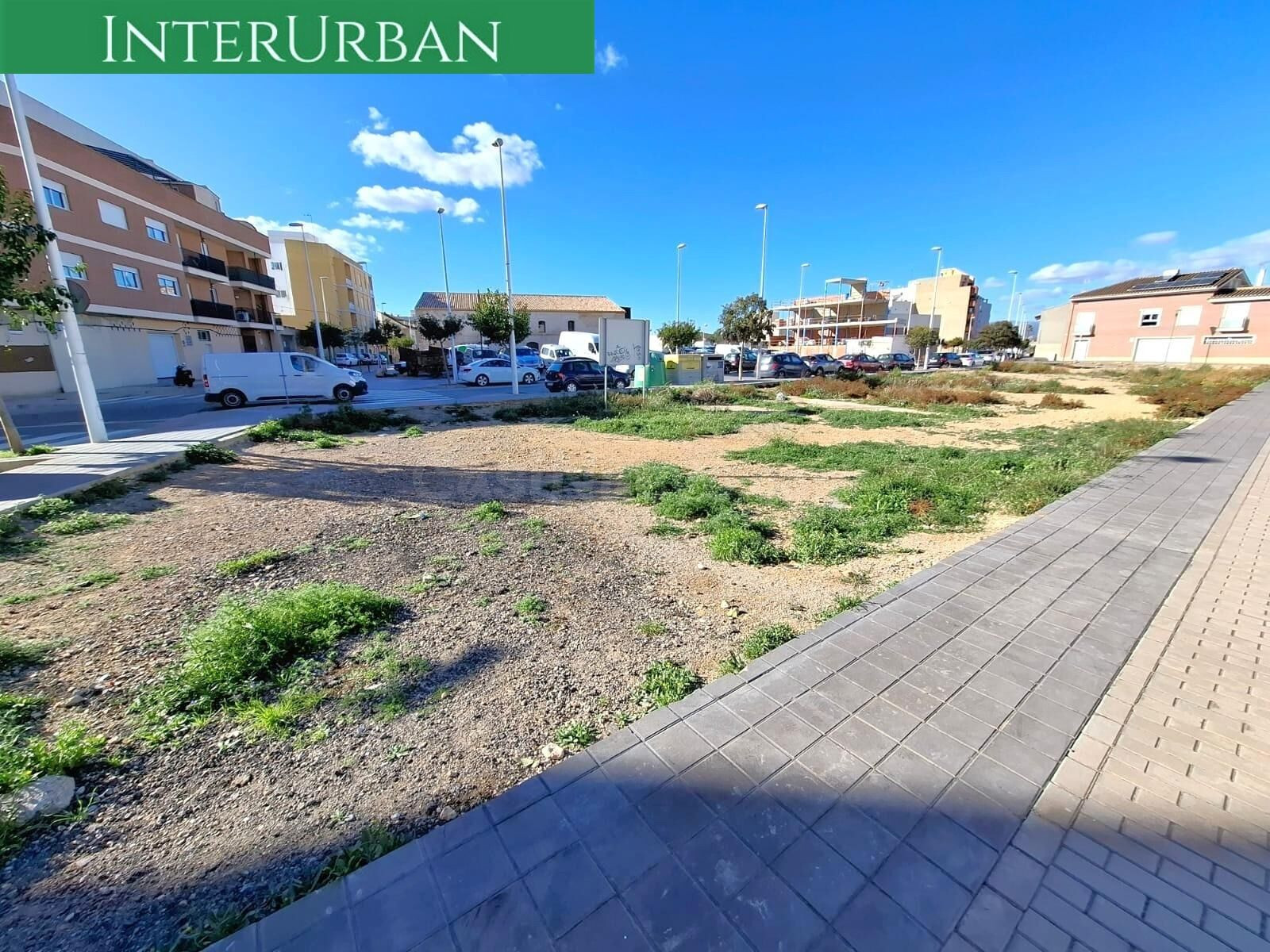 Parcela urbana de 113 m2 en el centro de Lliria: Construye tu futuro