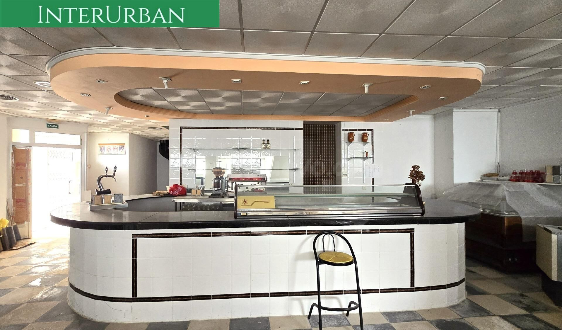 Oportunidad - Restaurante con encanto en venta en Gestalgar, junto al río Turia