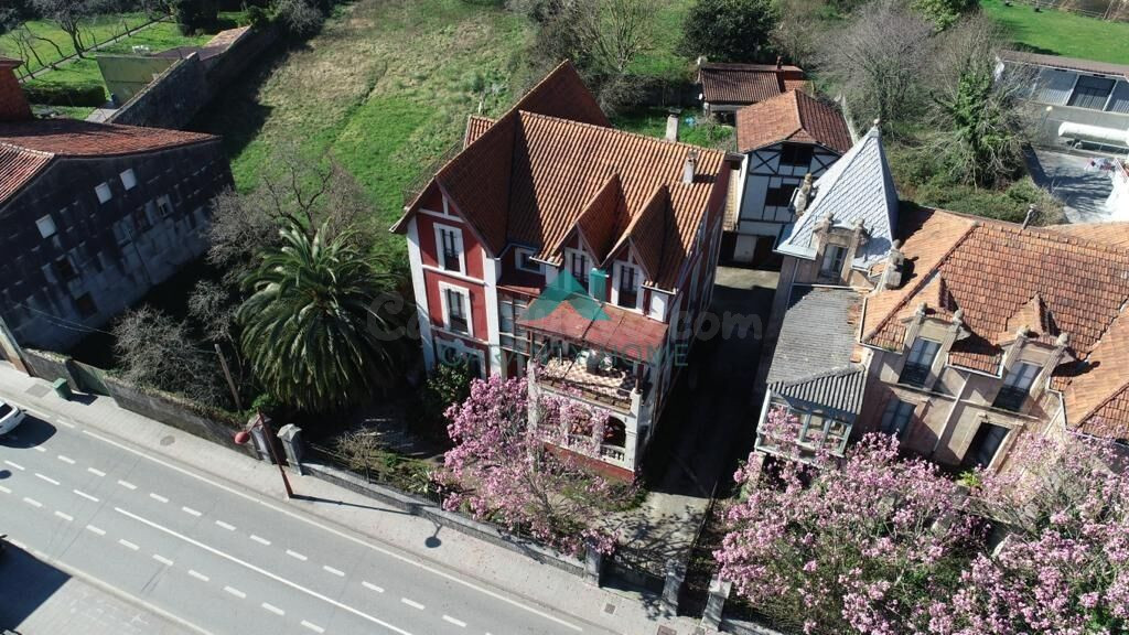 Se vende casa con terreno en Ampuero