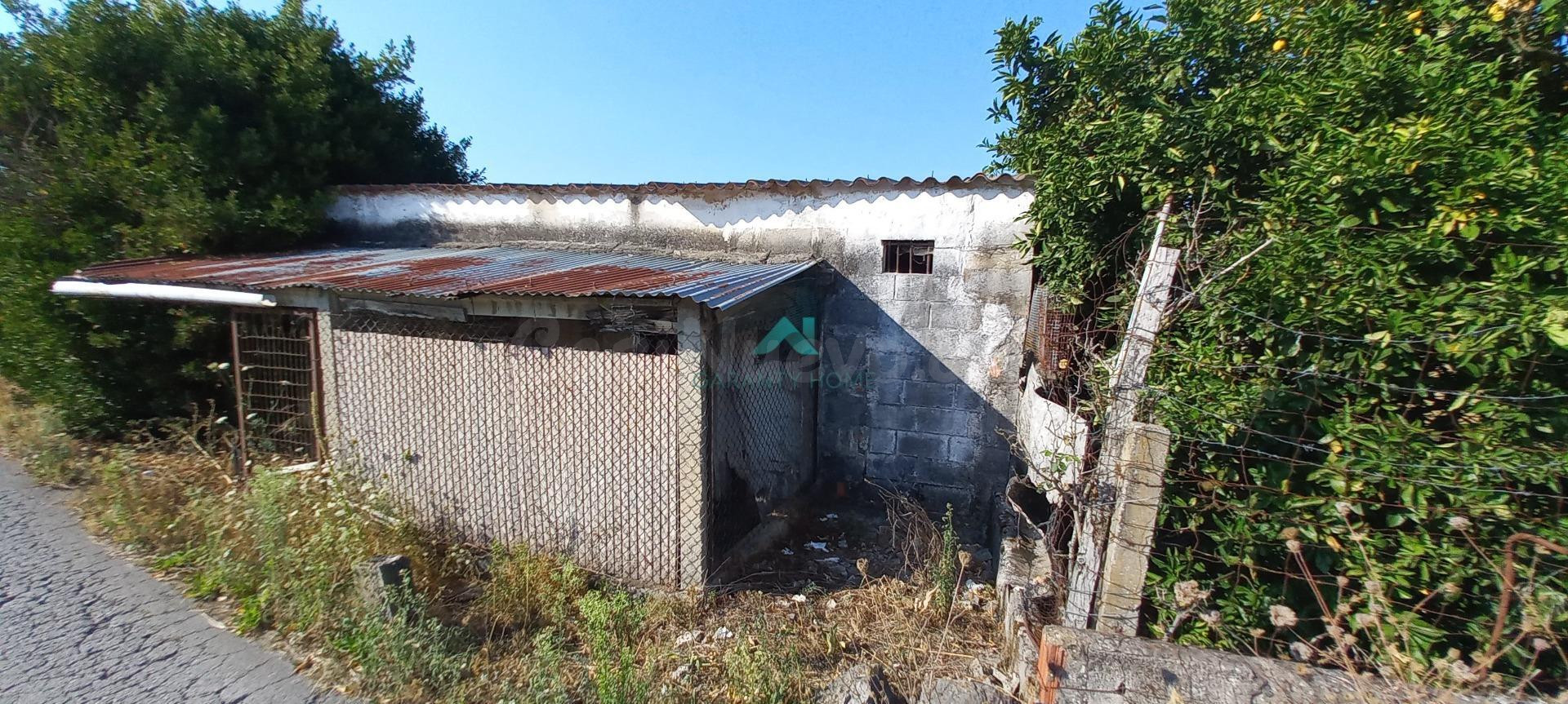 Se vende parcela rústica en Laredo