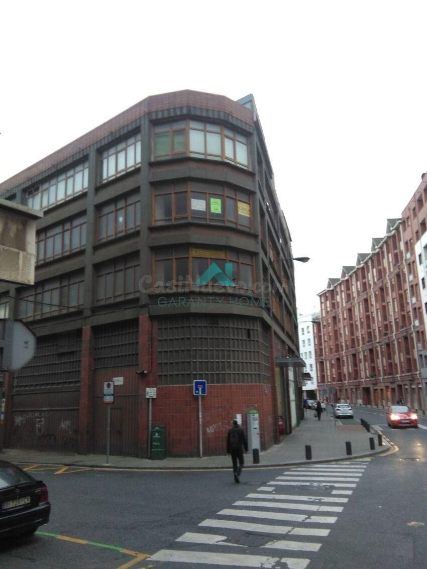 Se vende local en Bilbao
