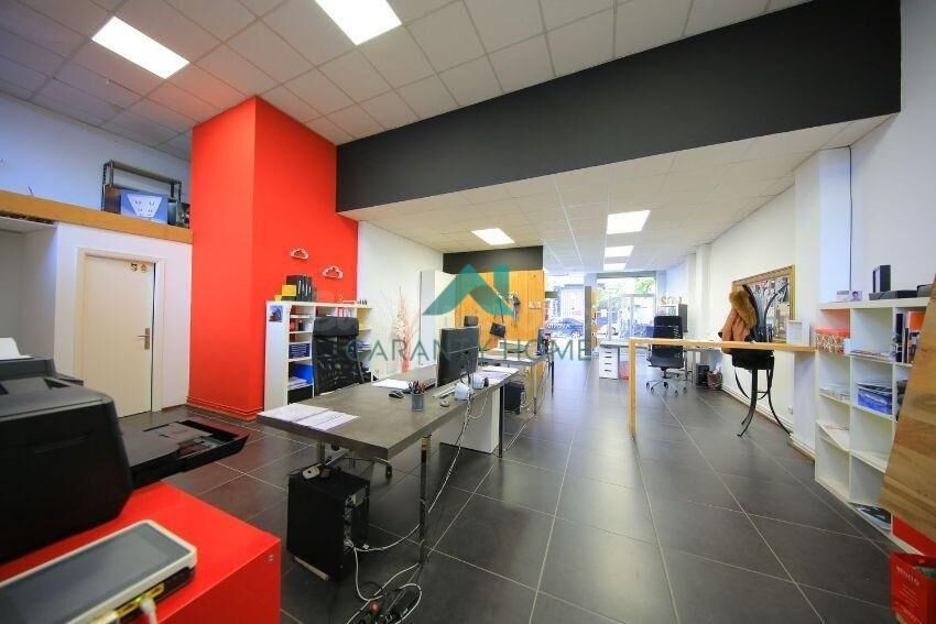 Se vende local comercial en Vitoria