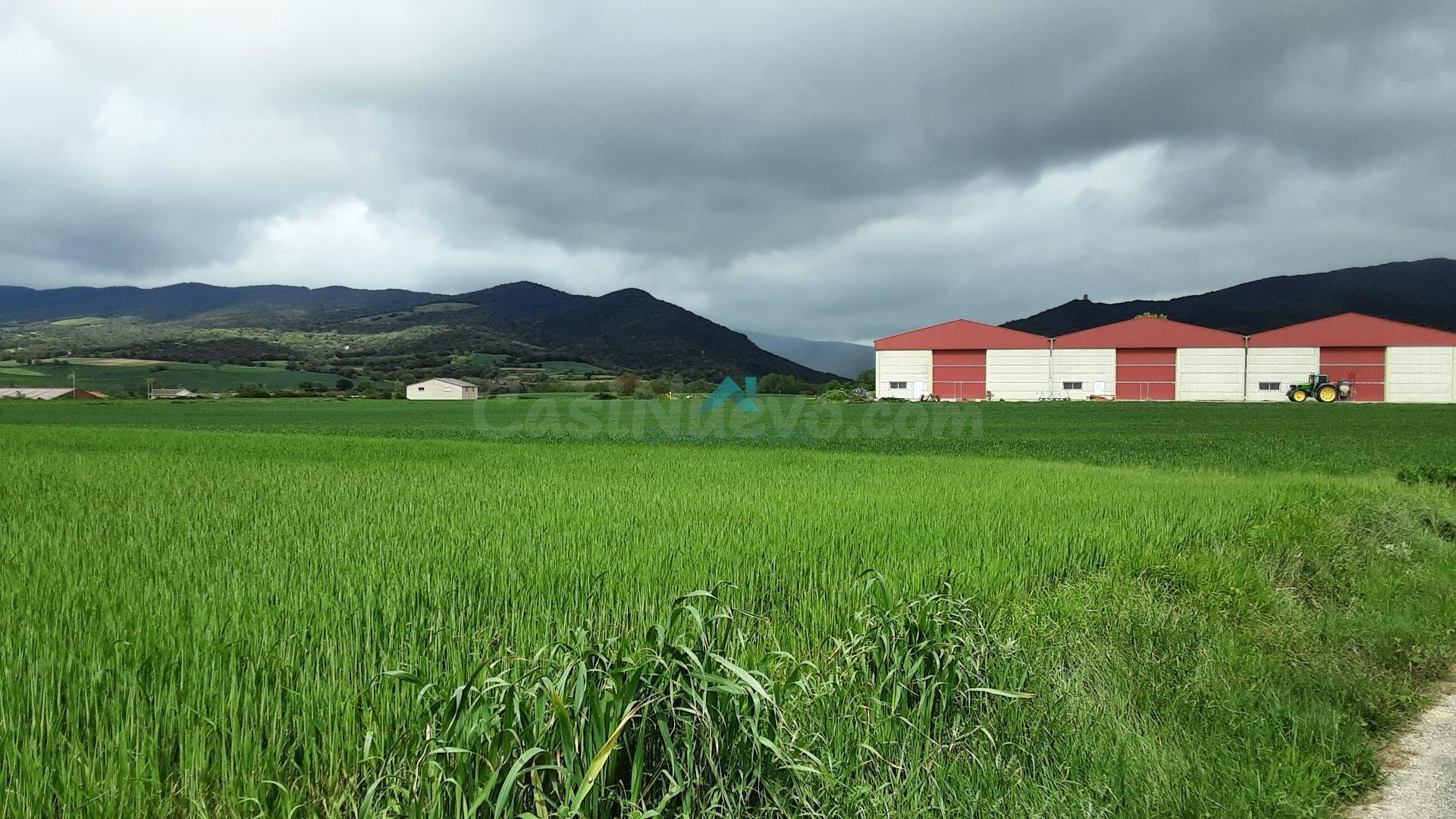 Se vende terreno industrial en La Puebla de Arganzón