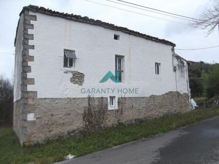 Se vende casa de campo en Ramales de la Victoria