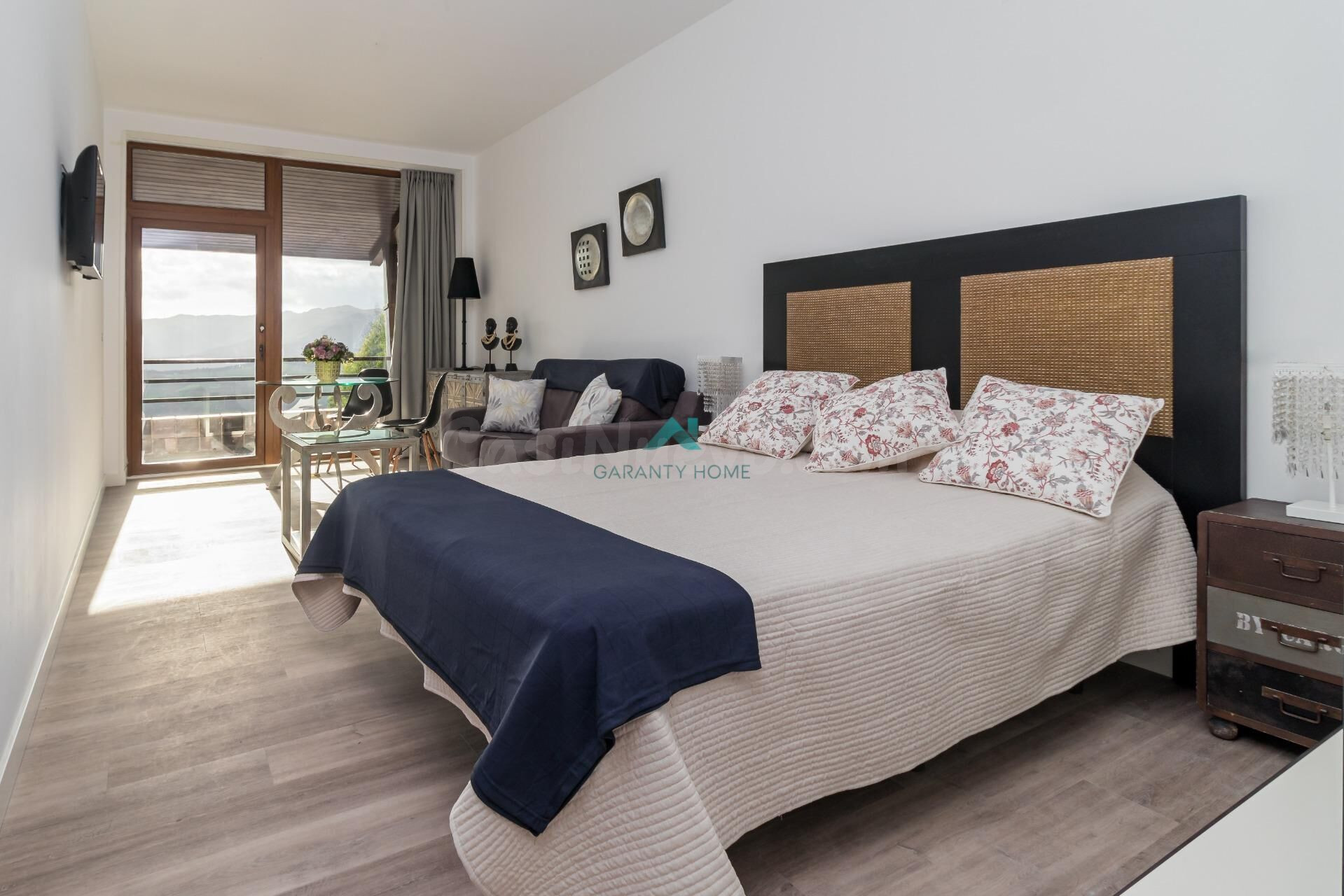 Se alquilan apartamentos en Ampuero