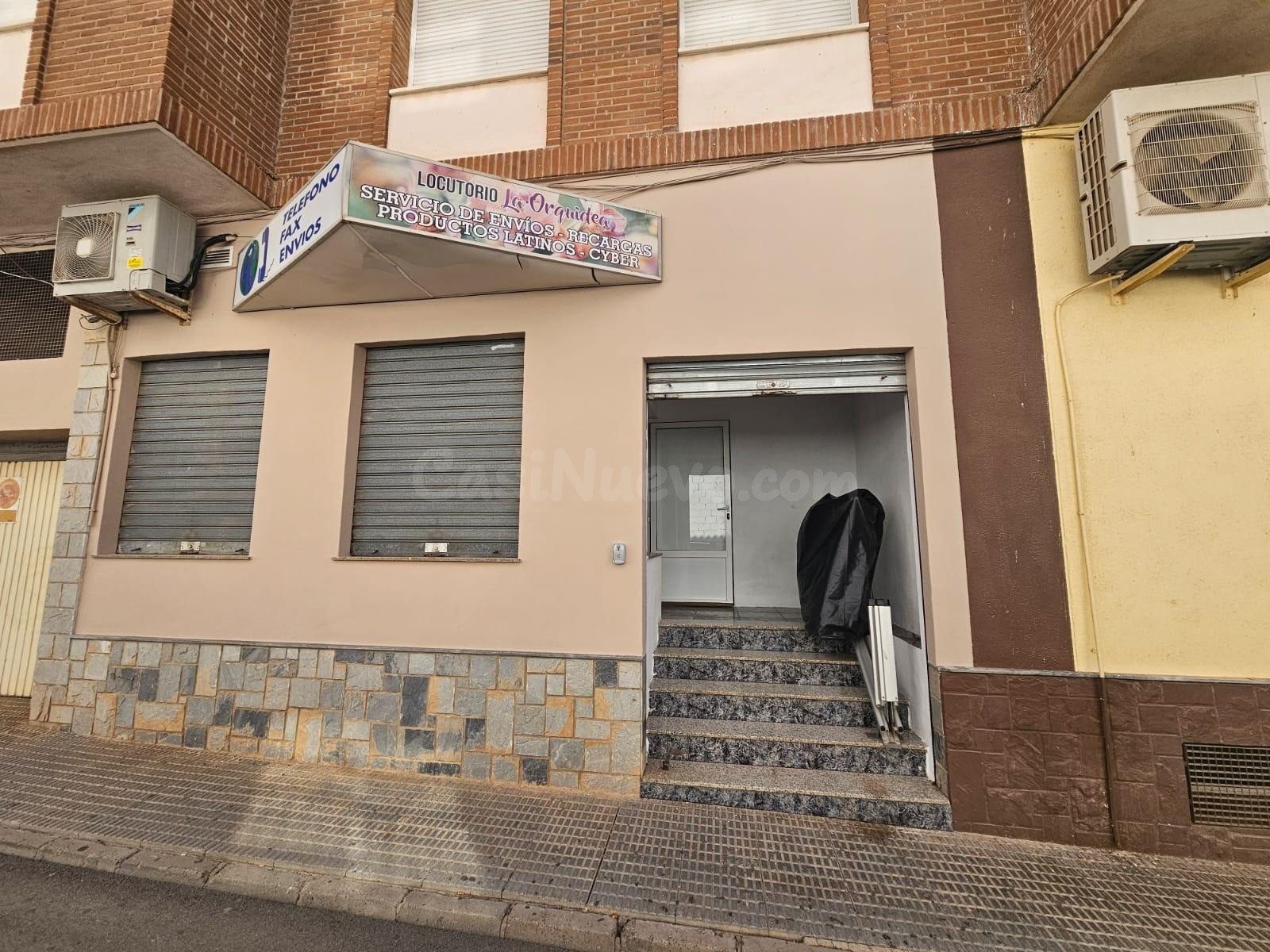 ¡ALQUILER DE LOCAL EN EL CENTRO DE FUENTE ÁLAMO!