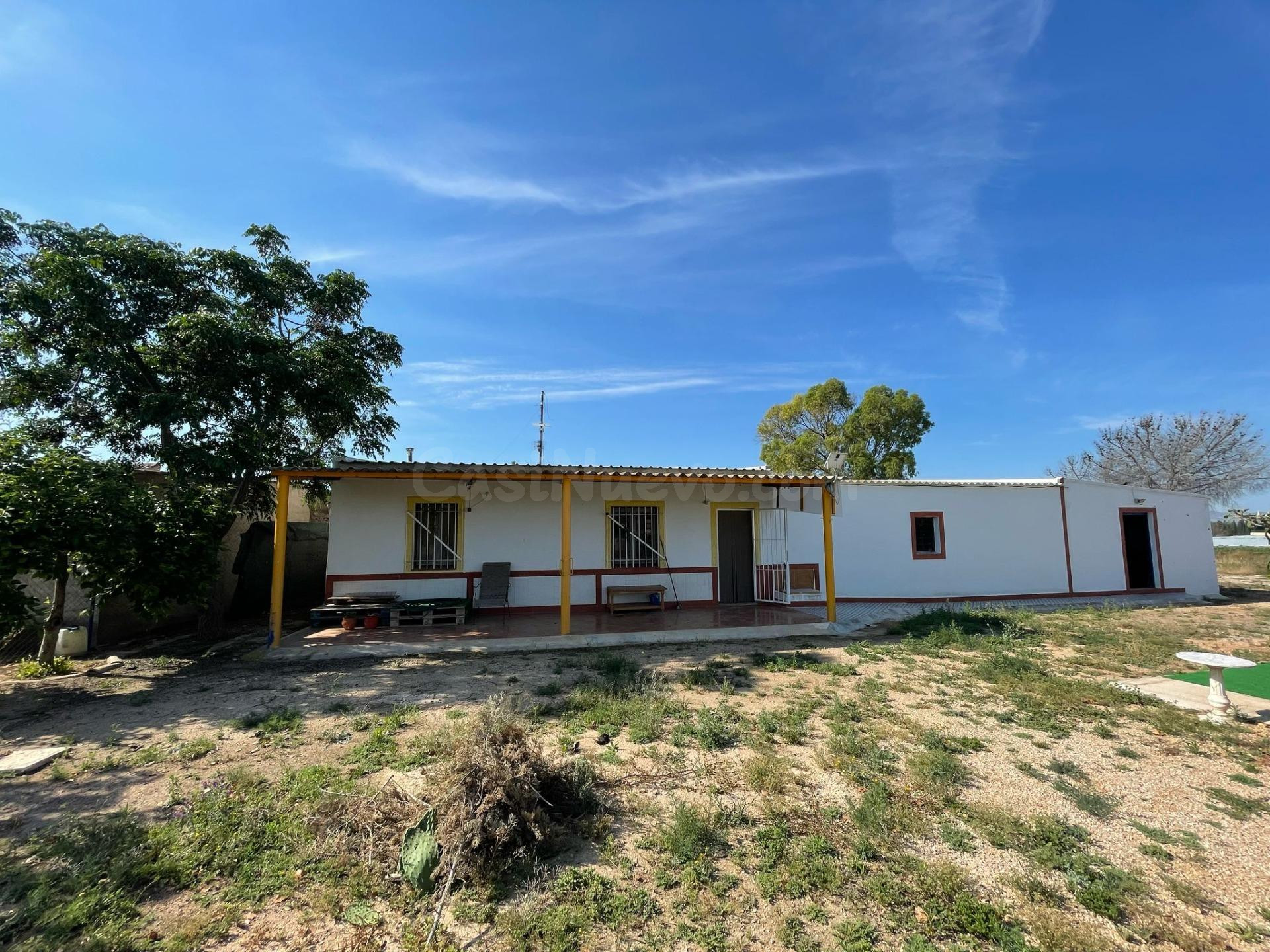 ¡Oportunidad única en Fuente Álamo! 3 casas + 17.000 m2 de terreno