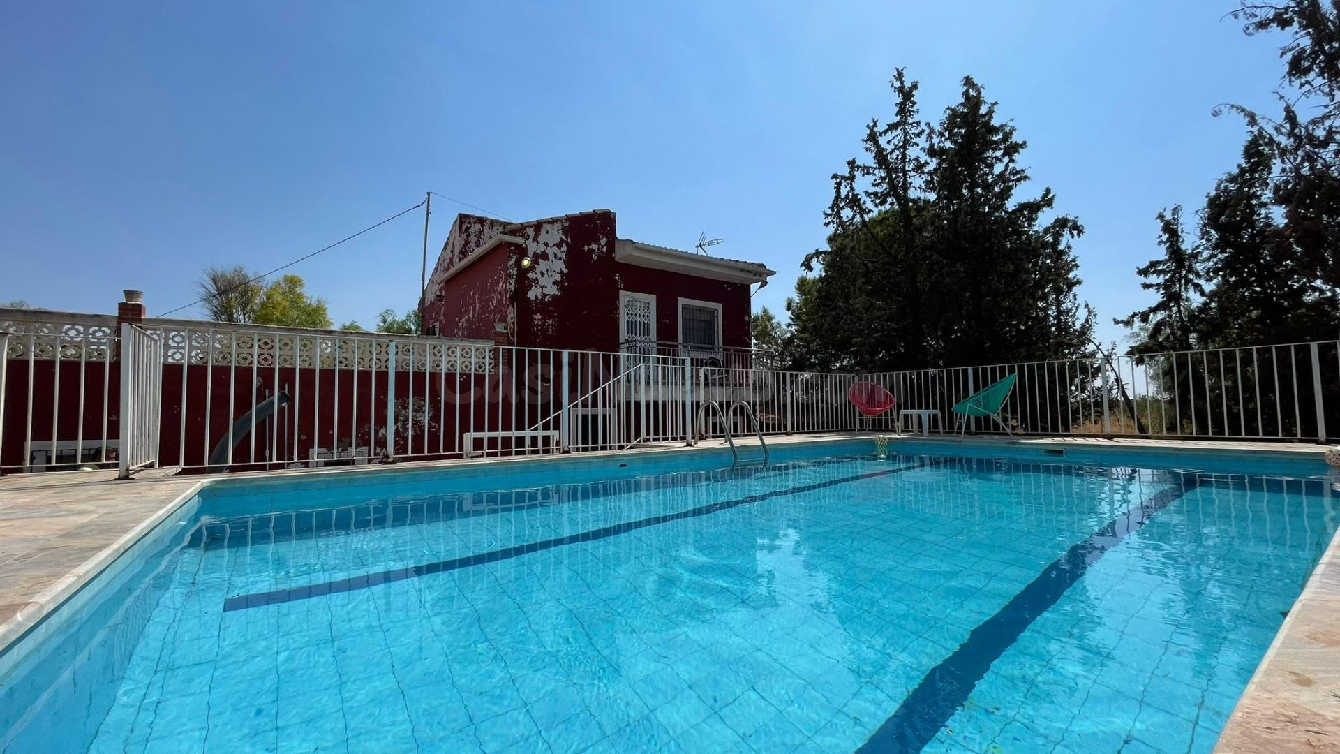 Encantadora casa de campo con encanto vintage y 20.000 m2 de parcela