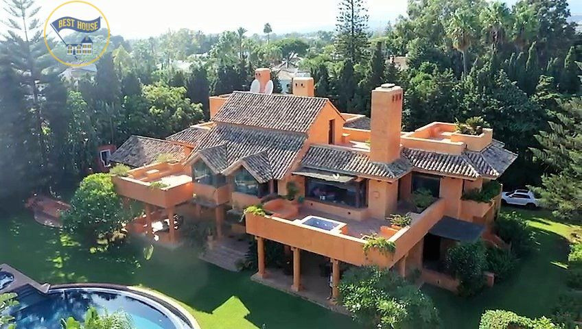 VILLA DE ENSUEÑO EN GAUDALMINA, MARBELLA