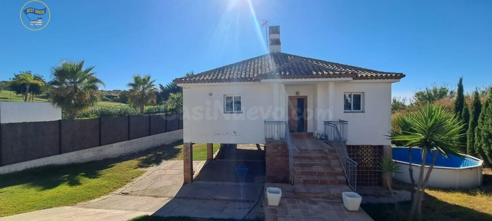 Casa en venta en Estepona