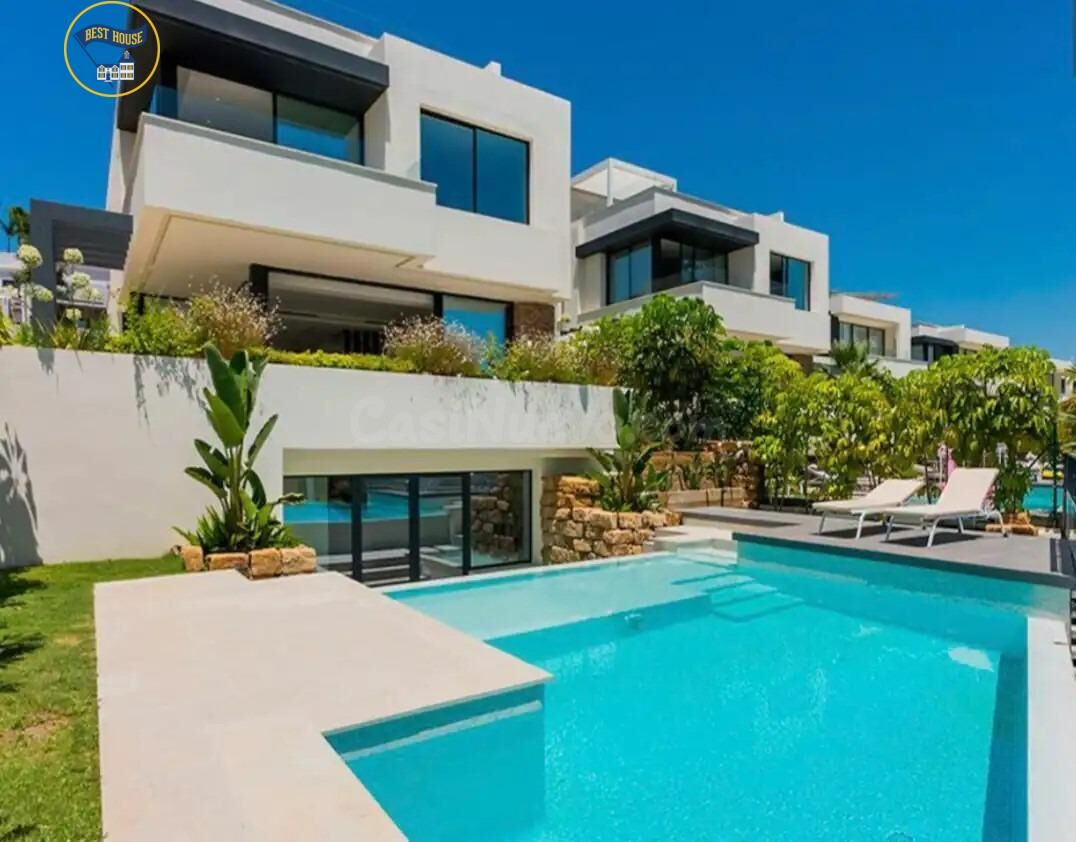 Villa de lujo en alquiler en la nueva Milla de Oro,Estepona