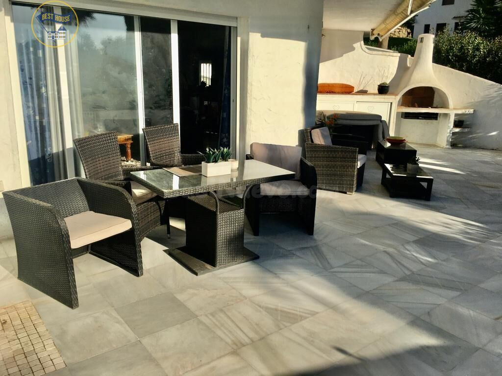 Venta de adosado en prestigiosa urbanización en la Milla de Oro,Marbella