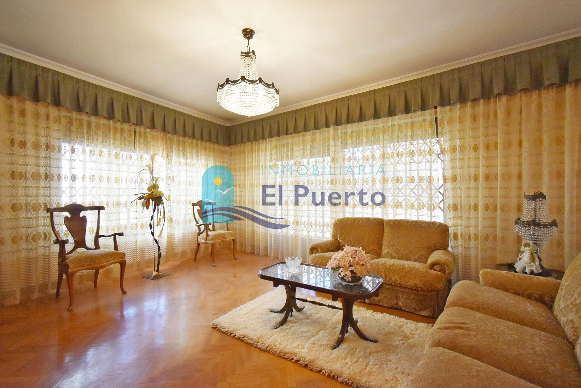 DUPLEX ESQUINA EN EL CENTRO DEL PUERTO, A UN MINUTO DEL PASEO - REF 1643