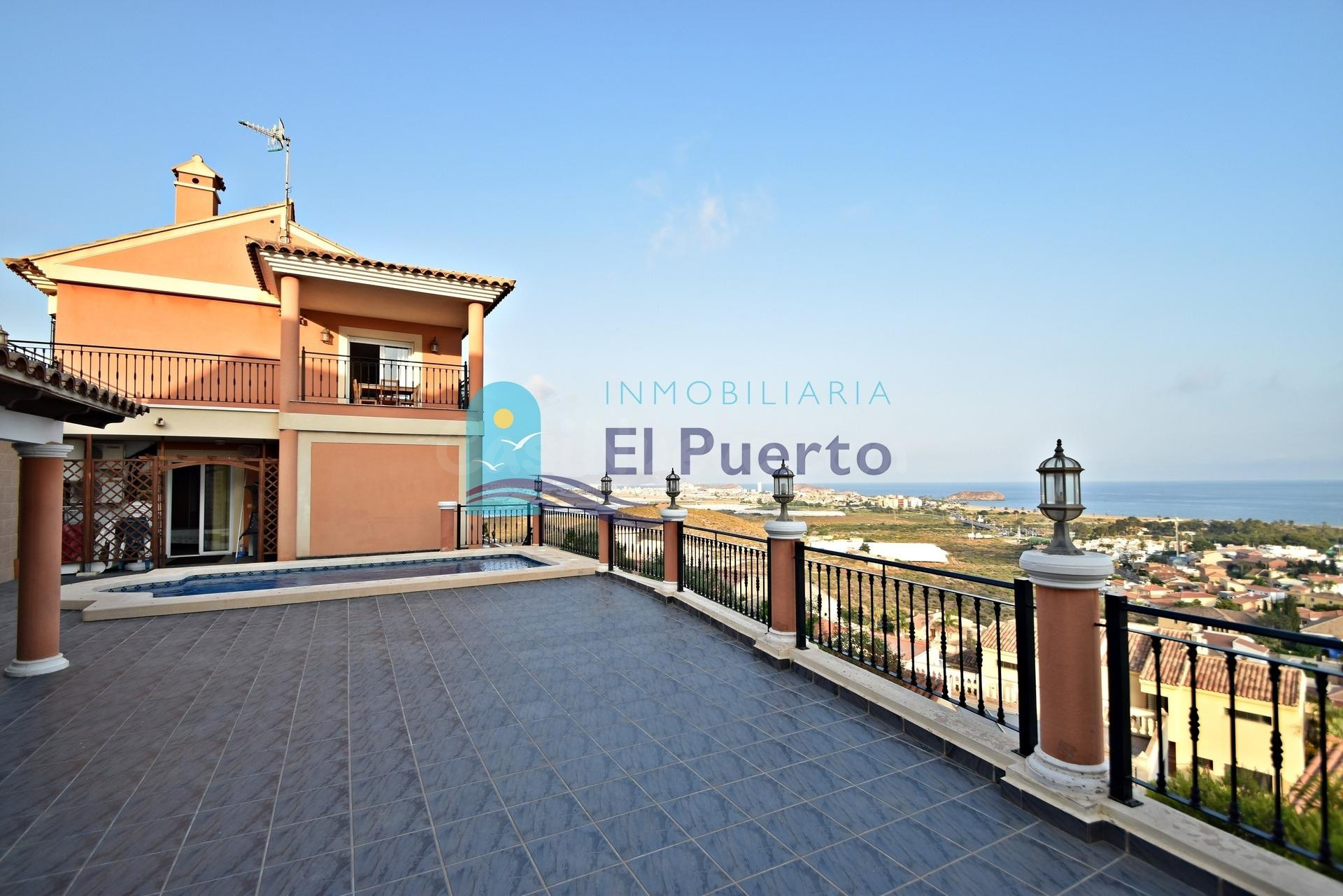 CHALET COMPUESTO POR DOS DUPLEX INDEPENDIENTES Y UN APARTAMENTO EN BOLNUEVO - REF 1485