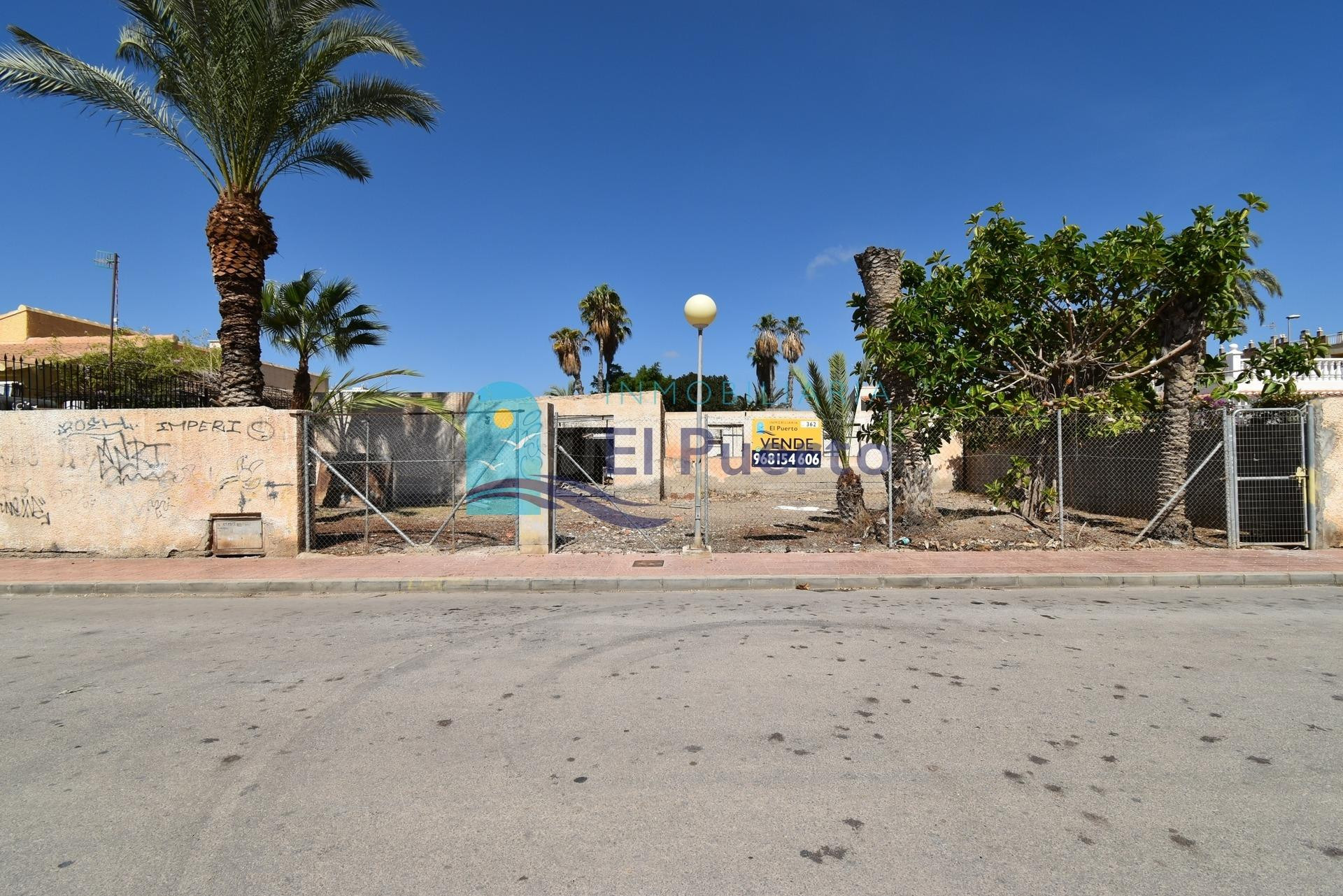 EXCLUSIVO SOLAR EN PUERTO DE MAZARRÓN, A UN PASO DE TODO - REF 362