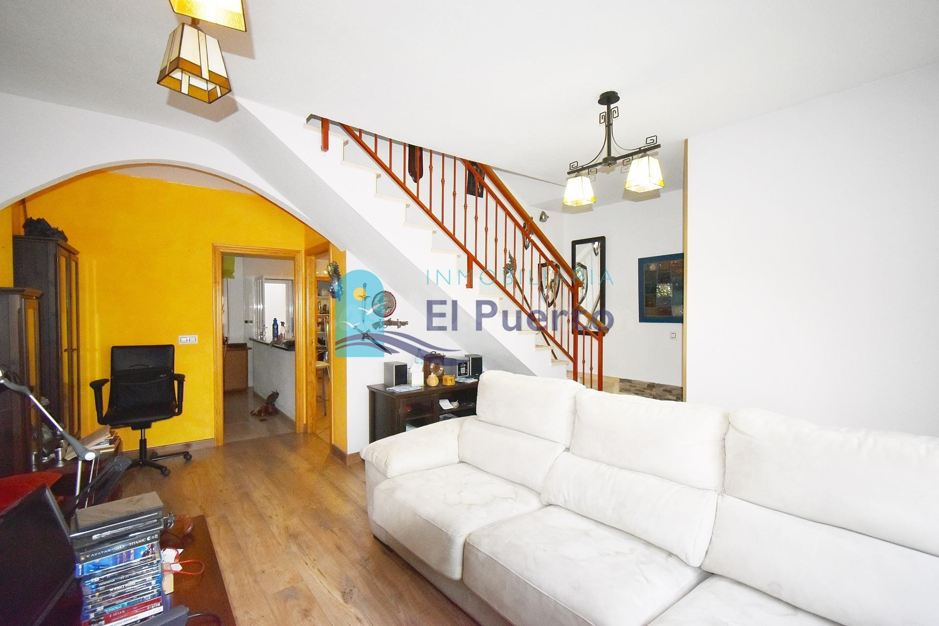 ESTUPENDO DÚPLEX EN EL CENTRO DE MAZARRÓN – REF 787