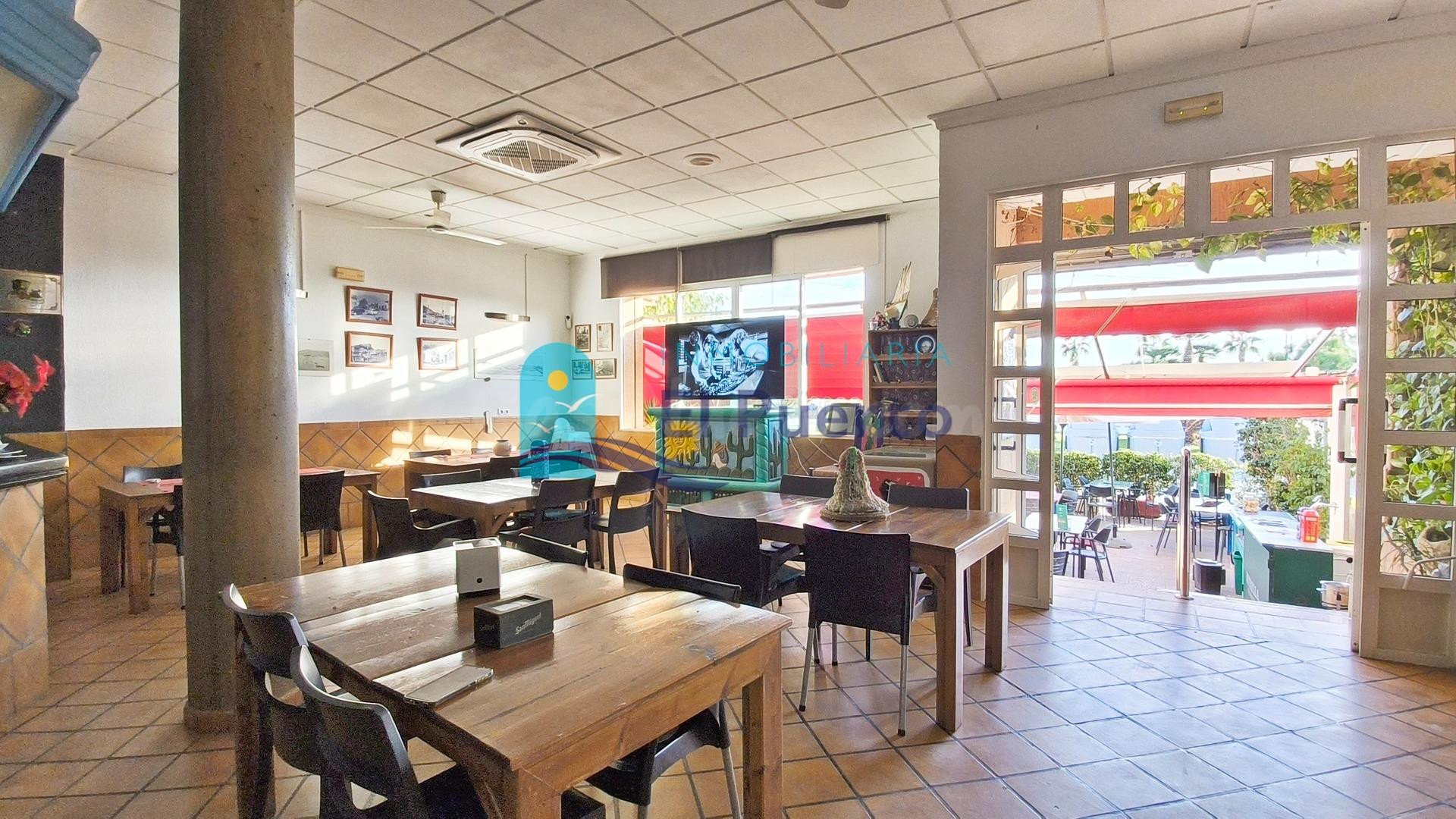 RESTAURANTE EN FUNCIONAMIENTO + APARTAMENTO EN SÓTANO A 50 m DE LA PLAYA DE BOLNUEVO - REF 90