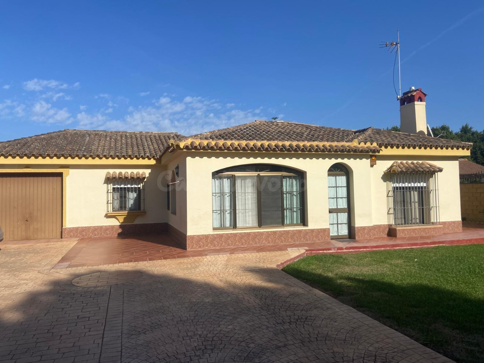 VENTA DE CHALET EN LOS GALLOS