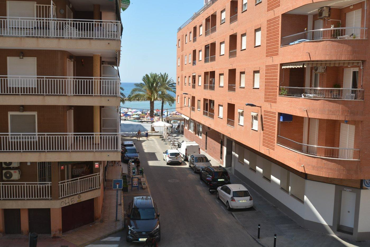 FANTASTICO PISO EN 2ª LINEA EN LA PLAYA DEL CURA TORREVIEJA